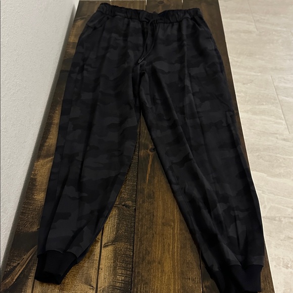 Lulu Sweatpants - Picture 1 of 4